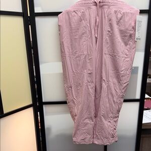 Lululemon dance studio mid rise crop